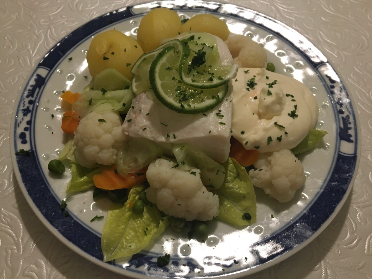 Kveite with potatoes, vegetables, cucumbers and Sour&nbsp;Cream