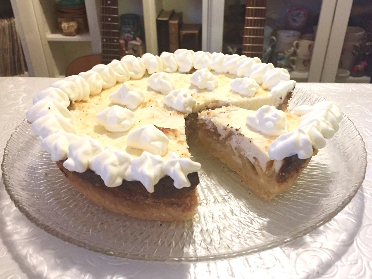 Tempting Apple and Pear&nbsp;Pie