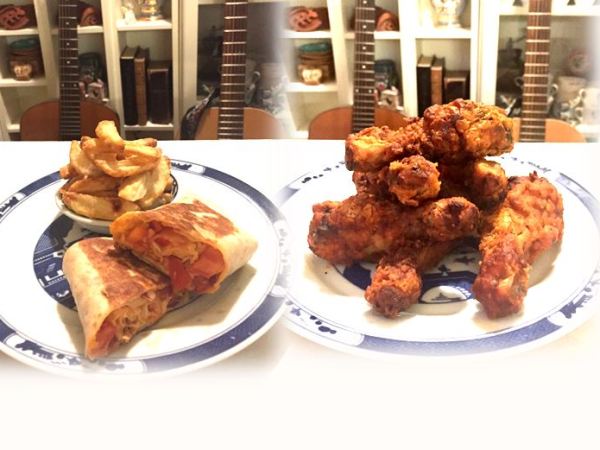 Restaurant-Style Chicken Tender Wraps and Chicken Wings in&nbsp;Airfryer