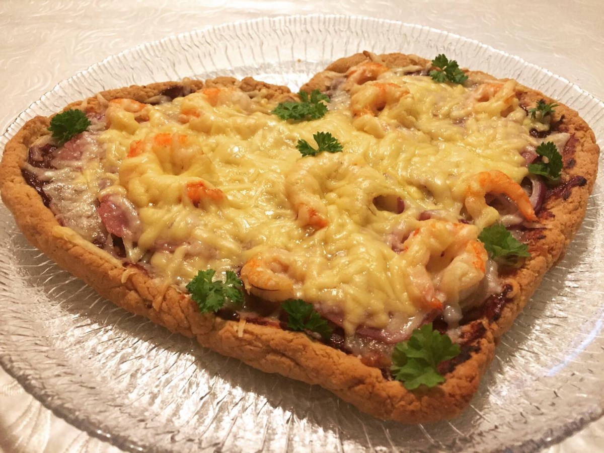 Almond Pizza Crust for Valentines&nbsp;Day