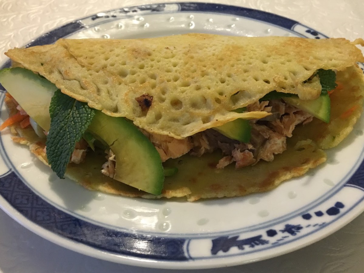 Bánh Xèo – Vietnamese rice pancake with salmon, avocado and&nbsp;mint