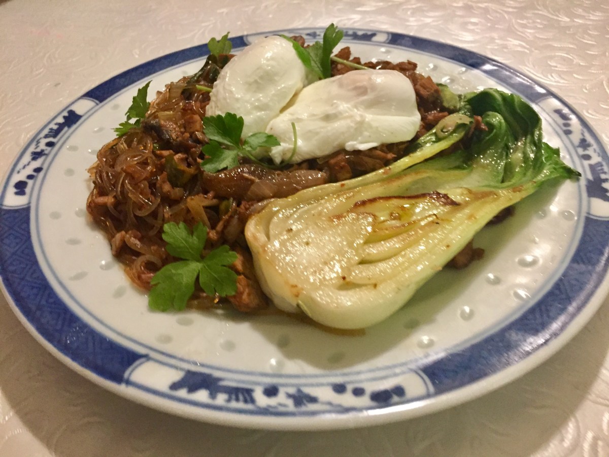 Noodlesallad with Bok Choy and Pouched&nbsp;Eggs